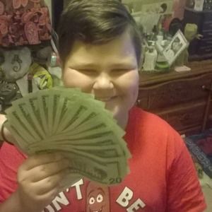 Meet your Posher, Adam